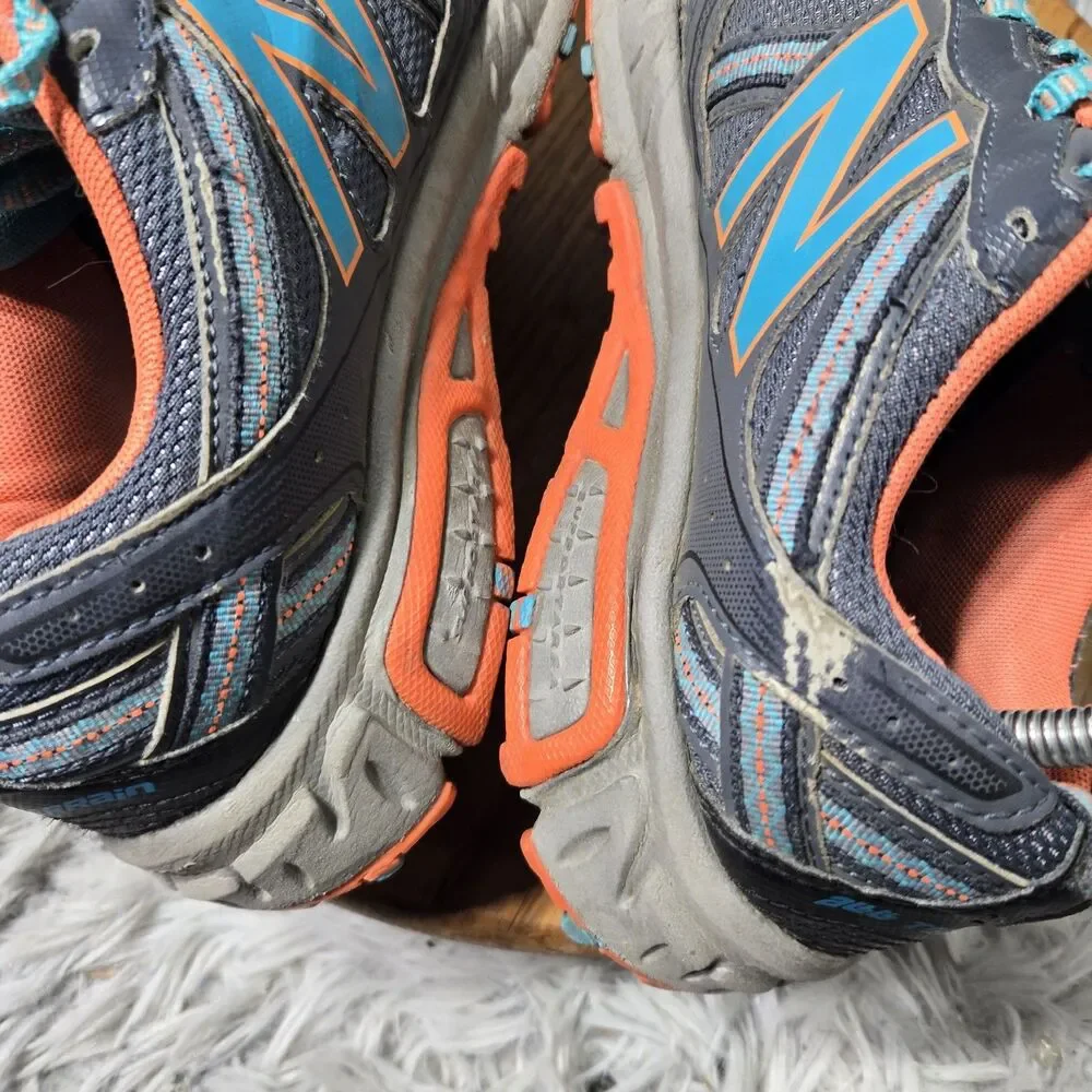 New Balance Womens 410 V5 WT410 Blue Trail Running Sneakers Wide Width Size 9-10